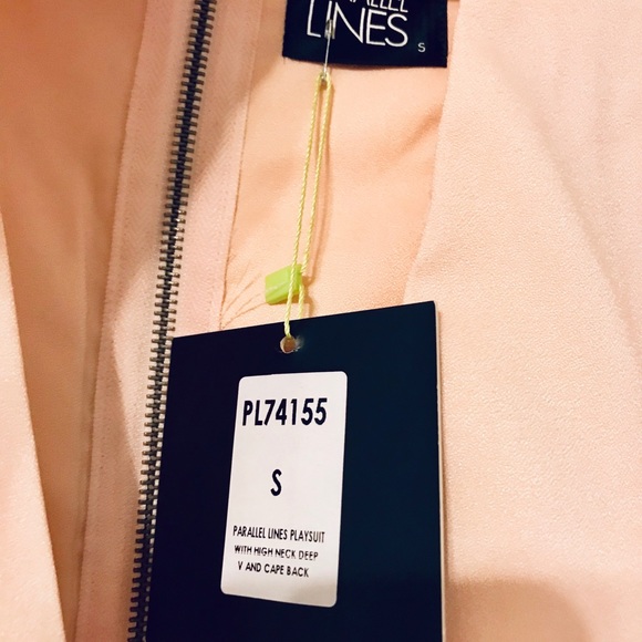 Light pink/Cream Romper with Cape - Picture 3 of 3